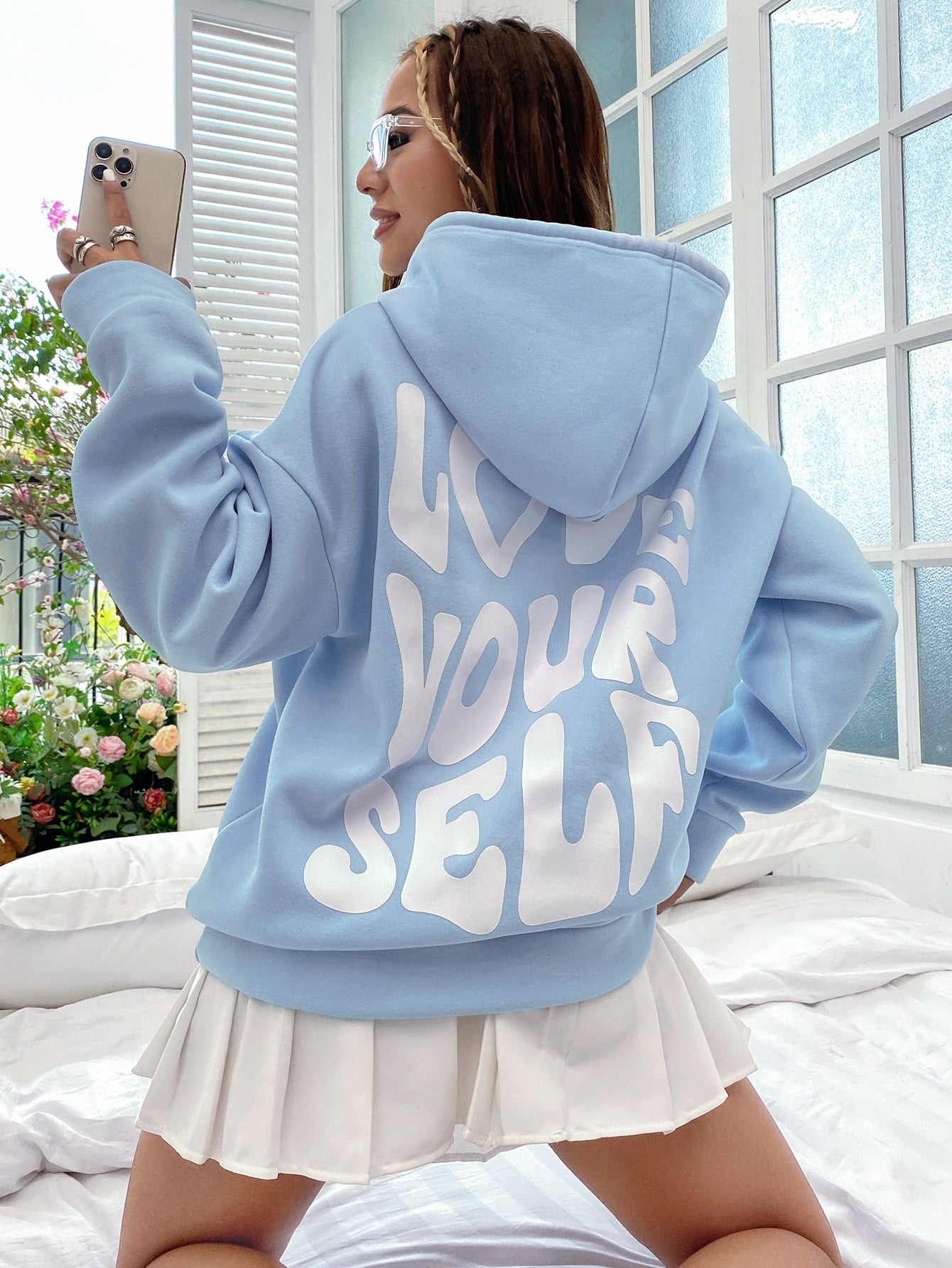 Qutie Slogan Graphic Drop Shoulder Drawstring Thermal Lined Hoodie