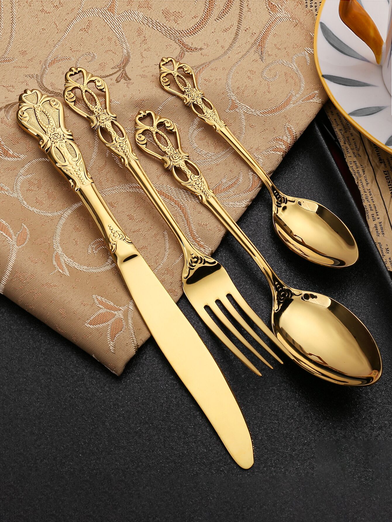 4pcs Hollow Stainless Steel Cutlery, European Palace Style Gold Flatware Set For Dining