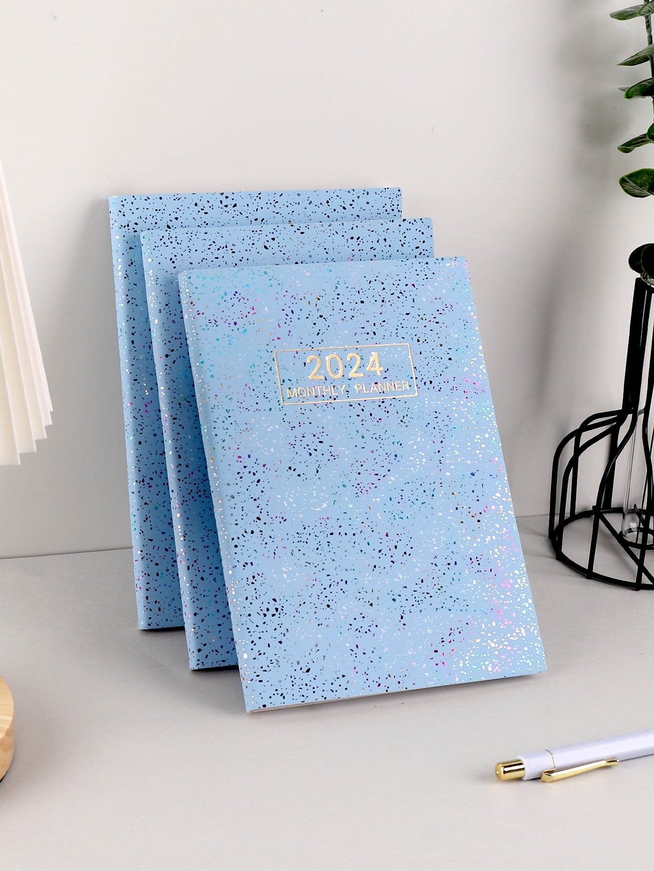 1pc Colorful English Daily Schedule Laser Starlight Design Notebook, Thin Style