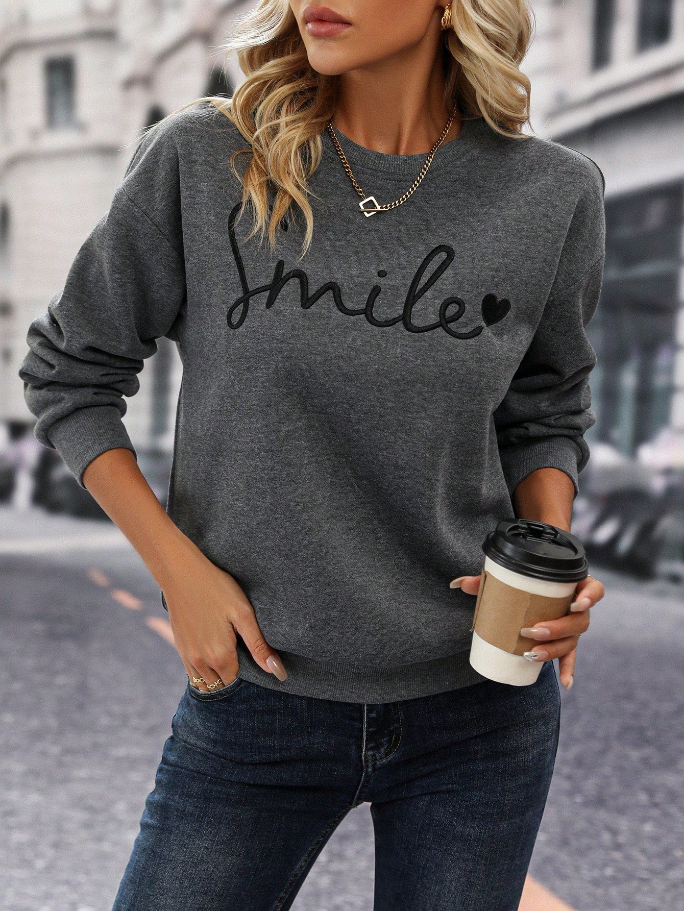 LUNE Letter Graphic Drop Shoulder Sweatshirt