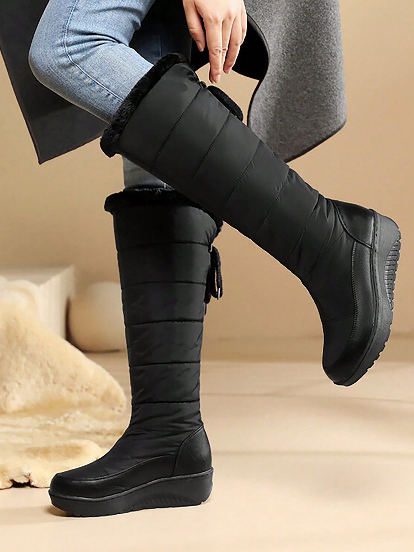 Winter Warmth Fashionable Minimalist Snow Boots