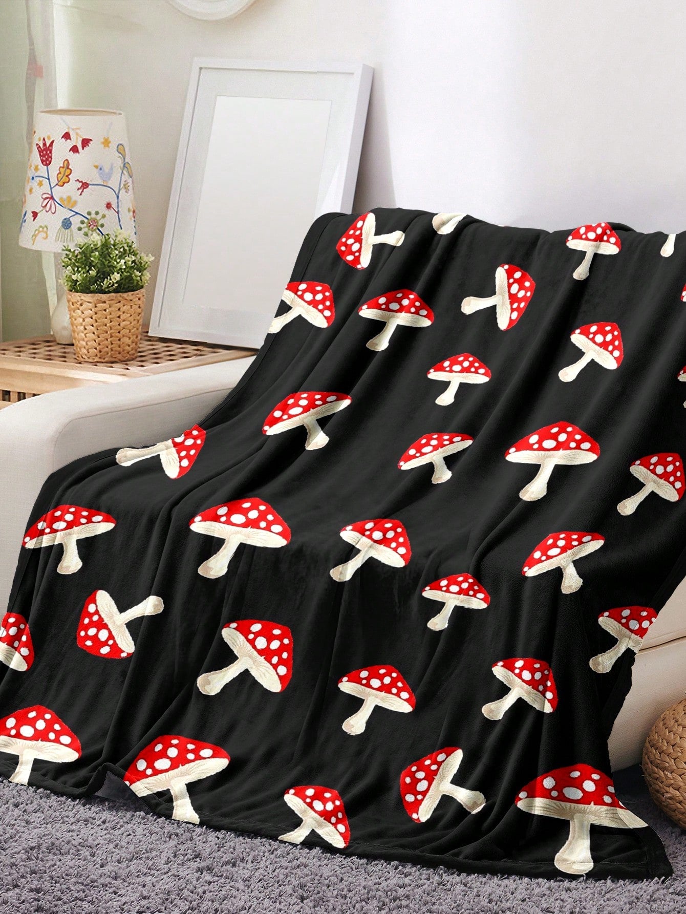 Cute Mushroom Printed Blanket, Comfortable Soft Lightweight Flannel Throw Blanket, Suitable For Bed, Sofa, Travel, Four Season, Pet