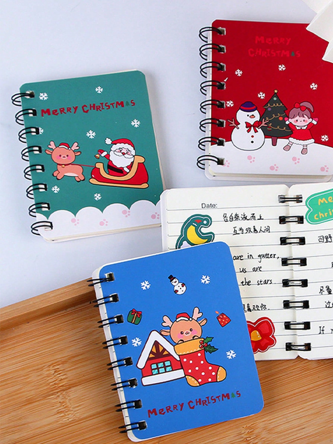 1pc Random Christmas Pattern Spiral Notebook Stationery Memo Pad