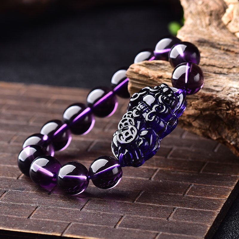 Armband aus Naturstein-Amethyst-Perlen