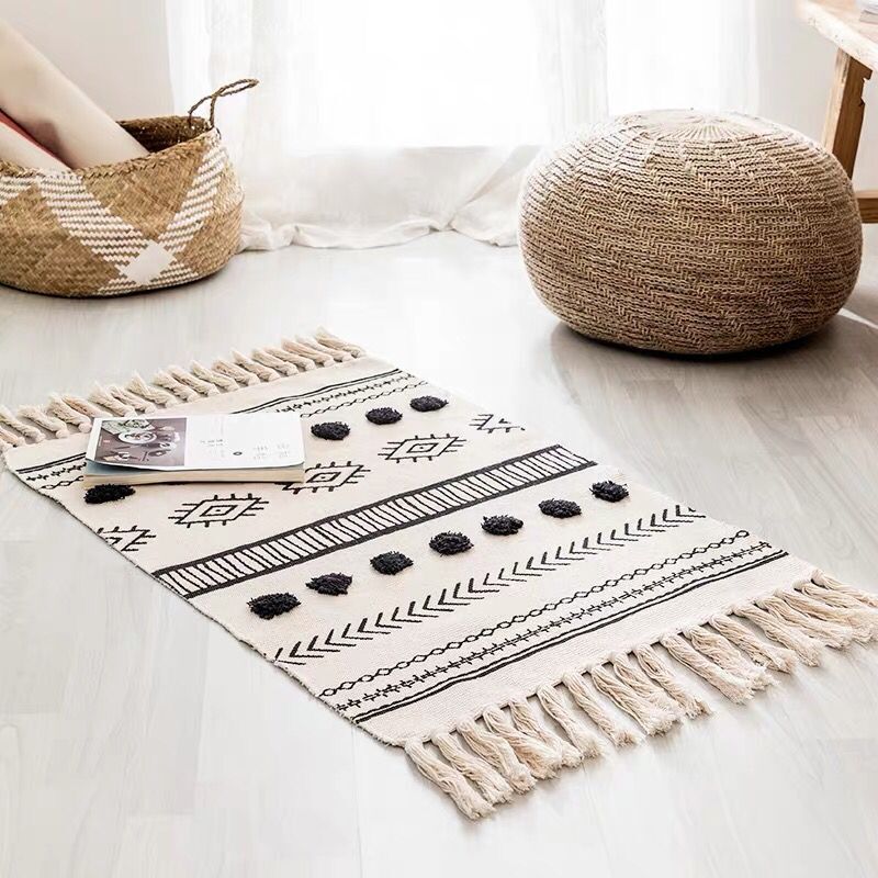 Retro Bohemian Hand Woven Cotton Linen  Tassel Carpet