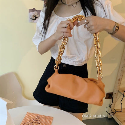 Luxurious hand crossbody bag For Women