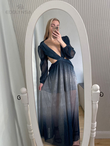 Damenkleid mit langen Laternenärmeln