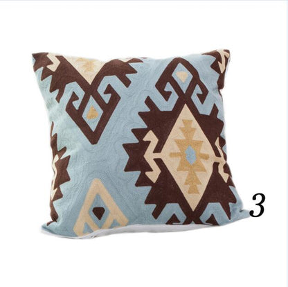 Kilim pattern embroidery throw pillow / cushion cover for sofa