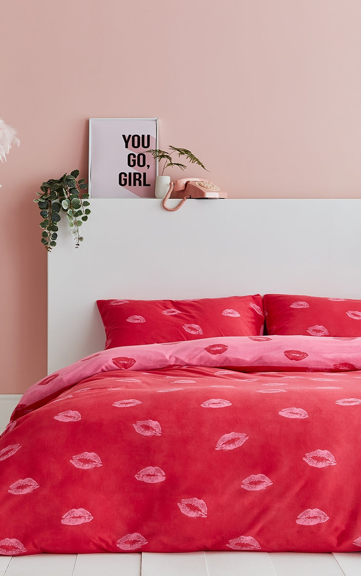 Sassy B Pouting Lips Double Duvet Set