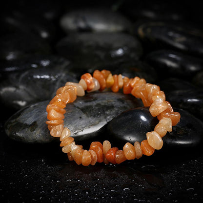 Orangefarbenes, verstellbares Natursteinarmband mit 18-Karat-Weißgoldbeschichtung