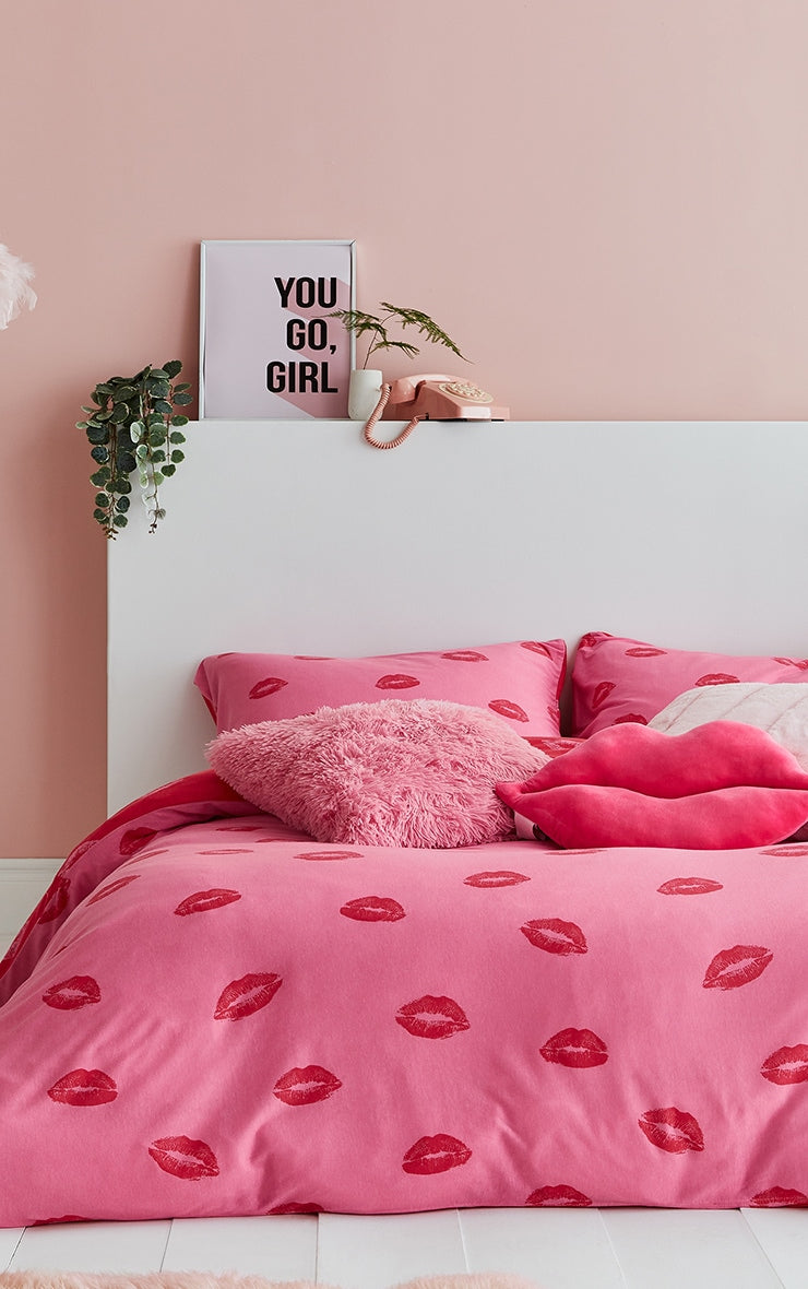 Sassy B Pouting Lips Double Duvet Set