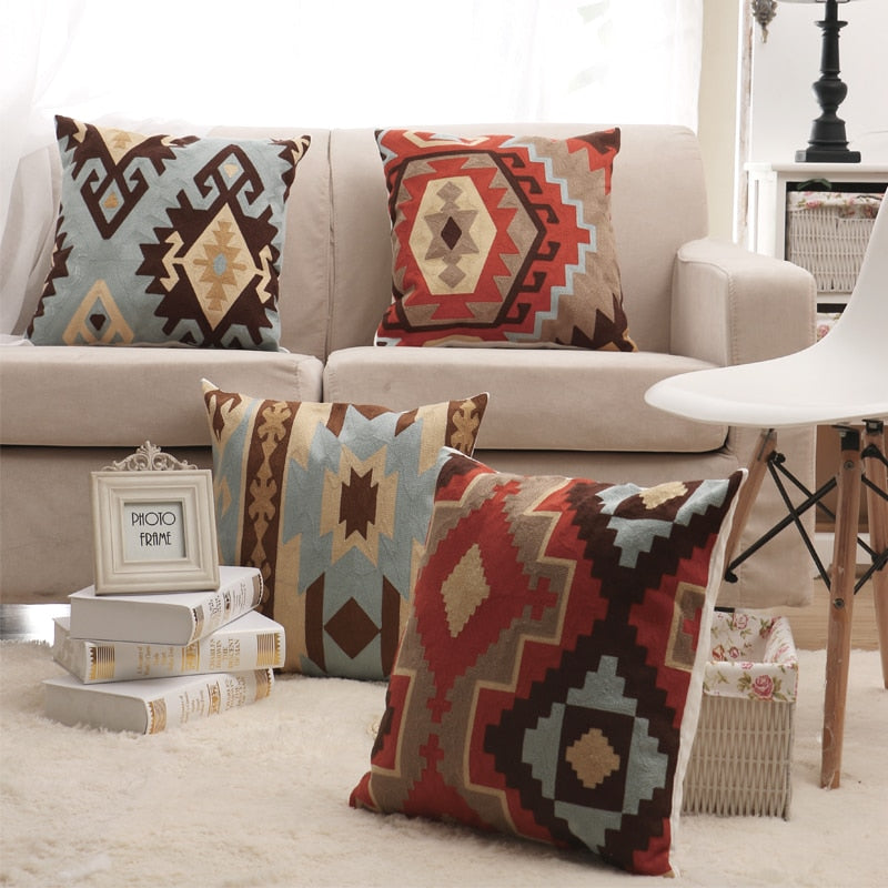 Kilim pattern embroidery throw pillow / cushion cover for sofa